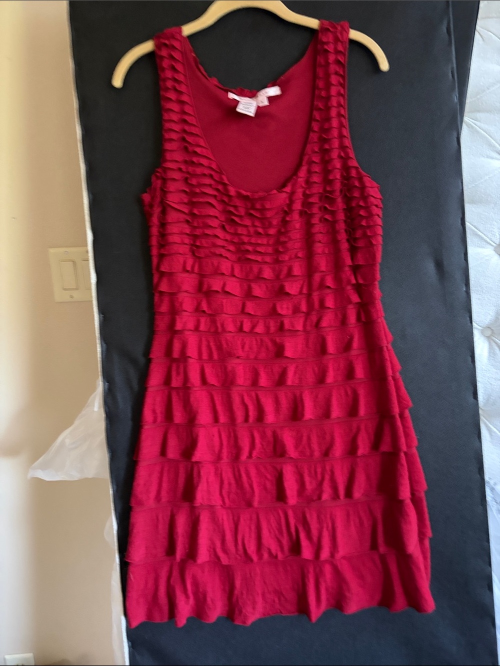 BCBGMaxAzria Red Sleeveless Ruffle Tier Mini Dress